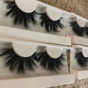 Bundle of 4 pairs of mega length volume false eye lashes